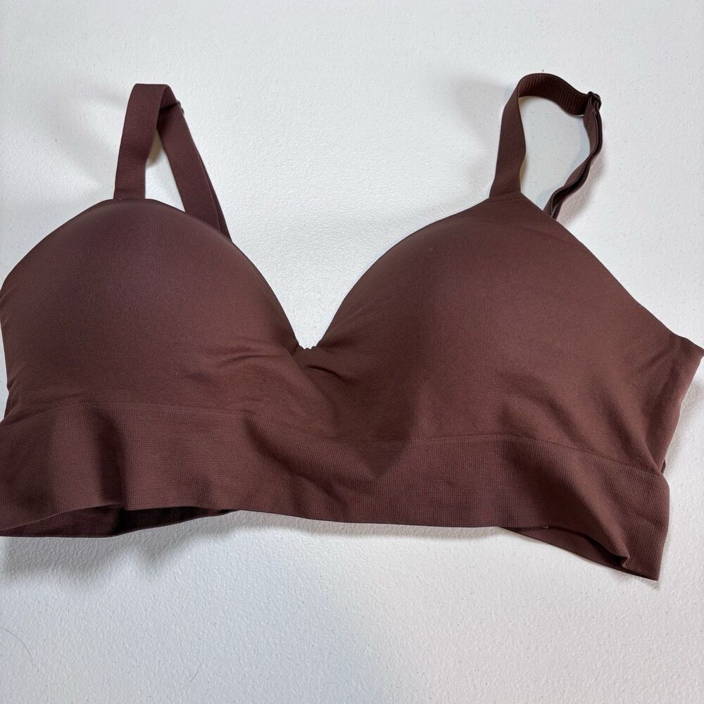 Everyday Seamless Wireless Bra in Chocolate Brown
